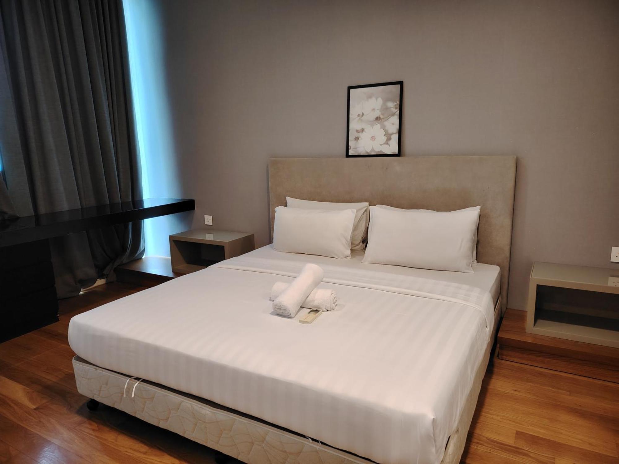 Platinum By Sleepy Owl Hotel